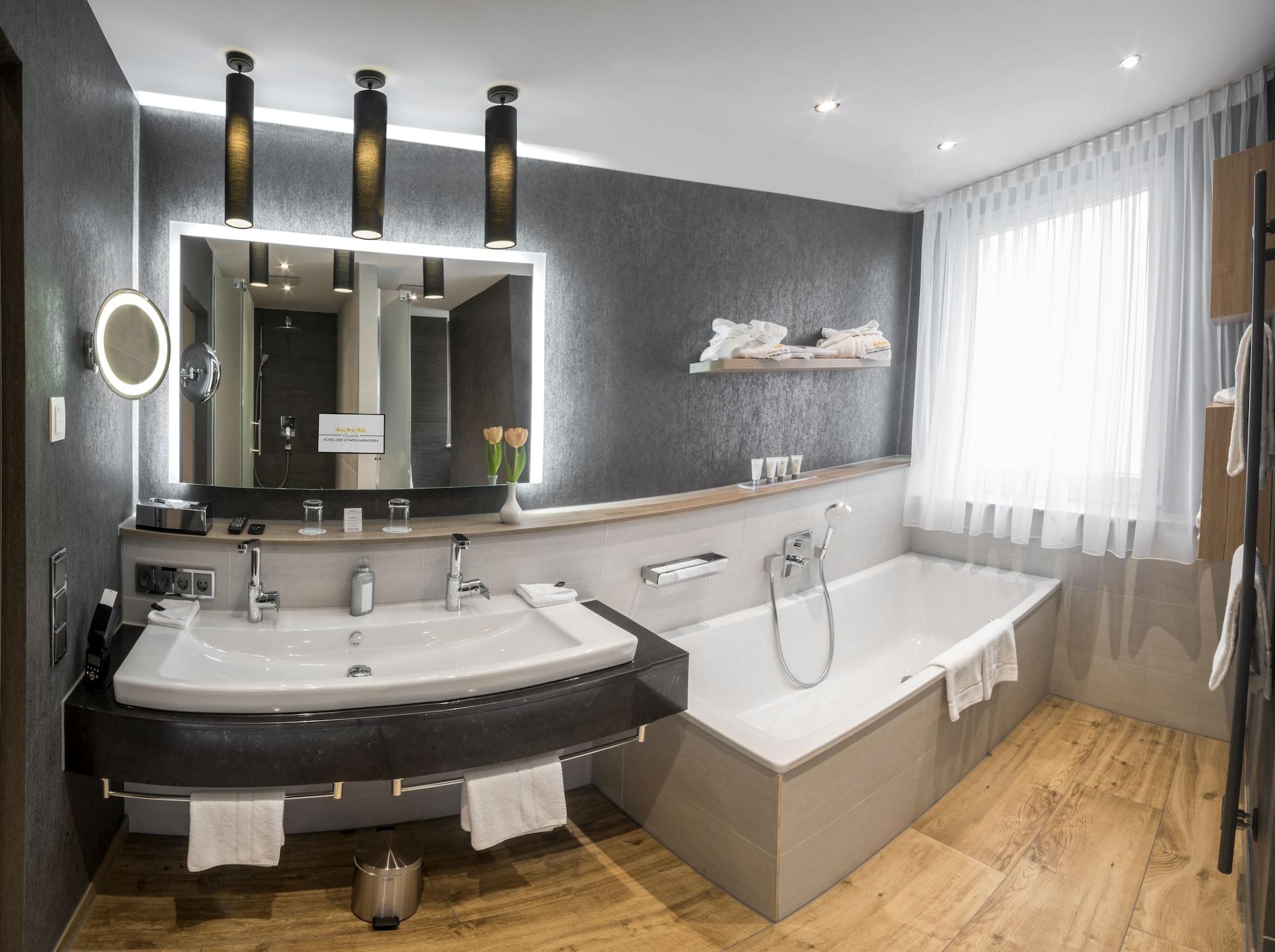 Drei Loewen Hotel 4*
